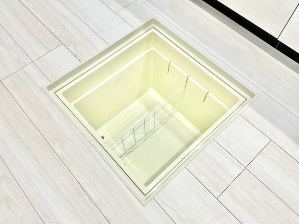 草加市谷塚1丁目　新築一戸建て　2期1号棟
