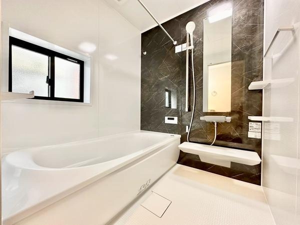 草加市谷塚1丁目　新築一戸建て　2期1号棟