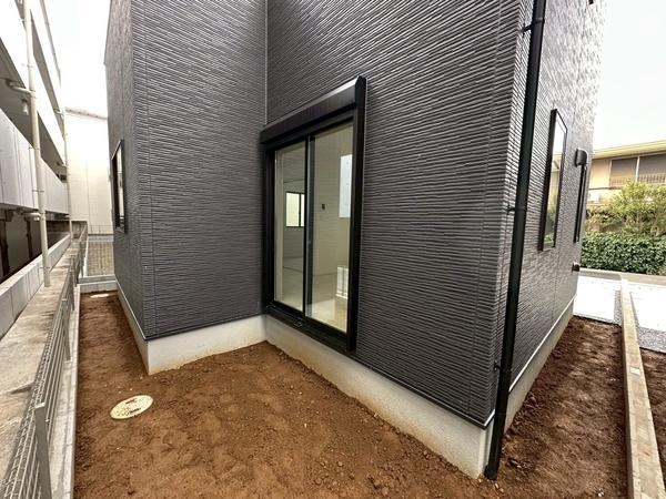 草加市谷塚1丁目　新築一戸建て　2期1号棟