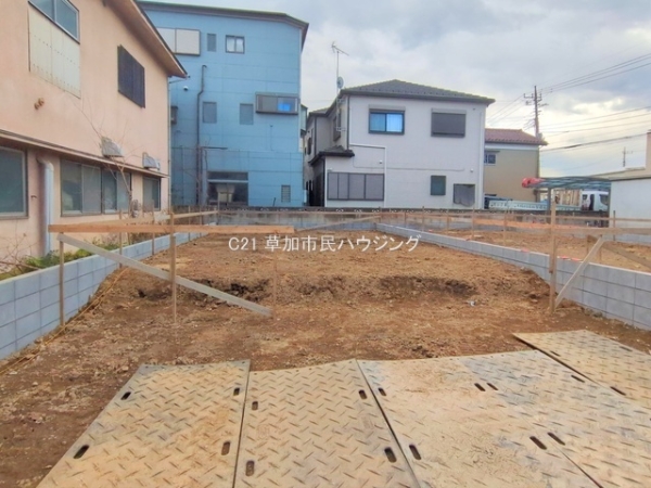八潮市鶴ケ曽根　新築一戸建て　4期2号棟
