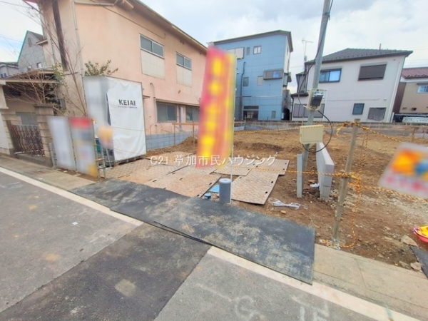 八潮市鶴ケ曽根　新築一戸建て　4期2号棟