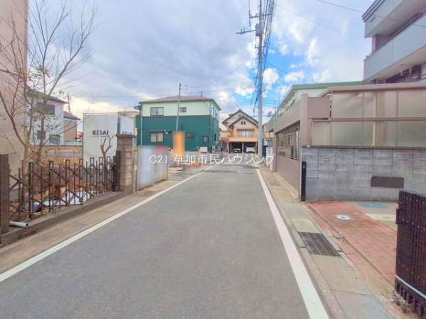 八潮市鶴ケ曽根　新築一戸建て　4期2号棟