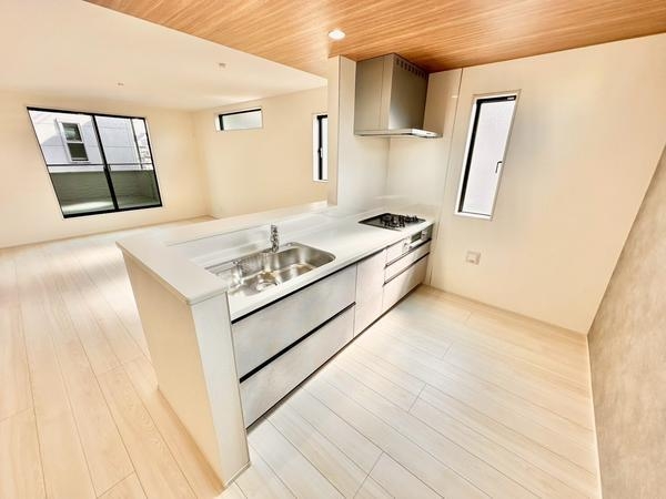 草加市西町　新築一戸建て　6期