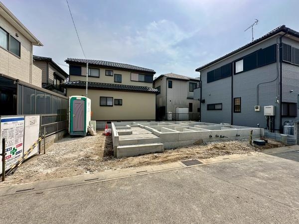 草加市長栄2丁目　新築一戸建て　7期