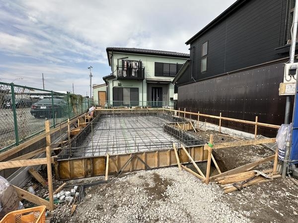 八潮市八條　新築一戸建て