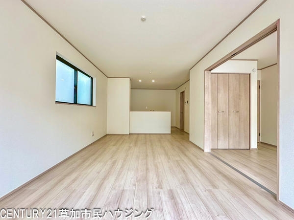 草加市青柳7丁目　新築一戸建て　3期D号棟