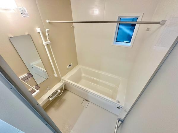 草加市苗塚町 新築一戸建て 23 1期8号棟(バス)