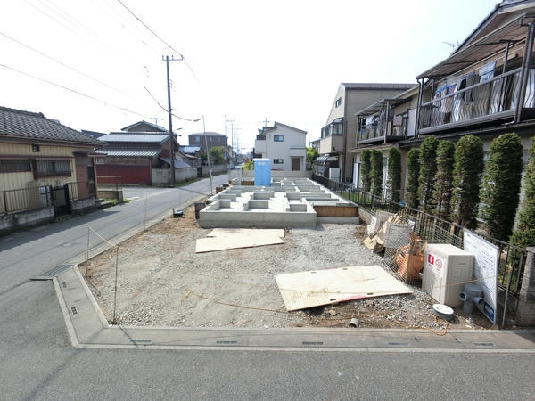 草加市長栄2丁目　新築一戸建て　2号棟