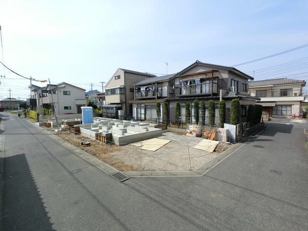 草加市長栄2丁目　新築一戸建て　2号棟