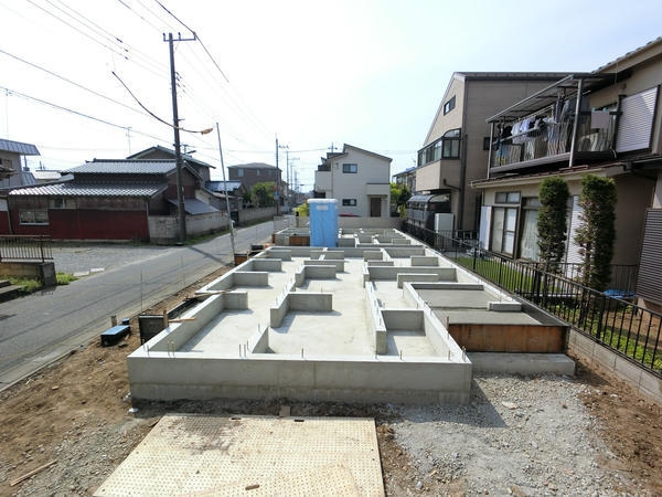 草加市長栄2丁目　新築一戸建て　2号棟