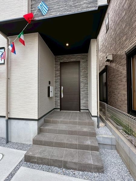 草加市中根1丁目　新築一戸建て　10期