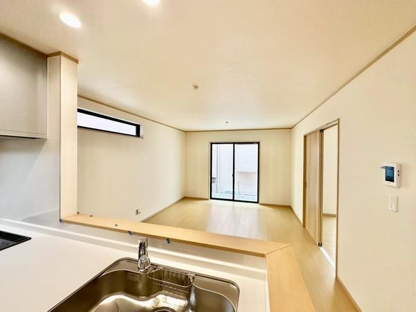 草加市西町　新築一戸建て