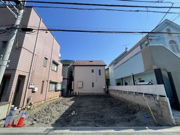 草加市西町　新築一戸建て