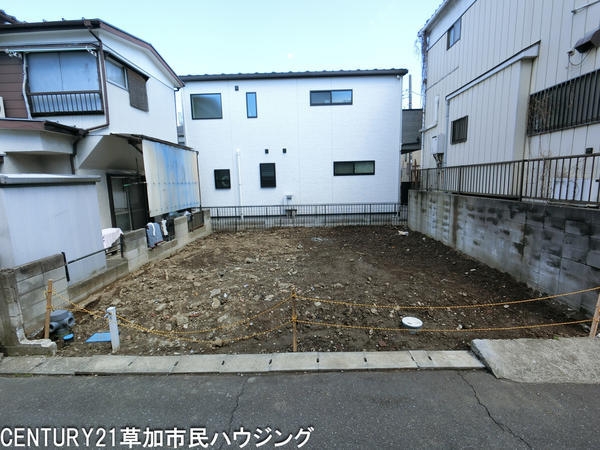 草加市中根1丁目　新築一戸建て