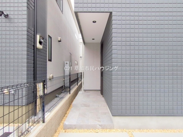 草加市新里町　新築一戸建て　VII期4号棟