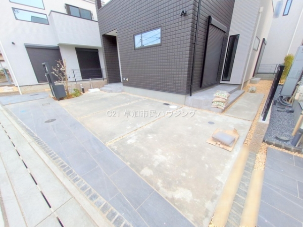 草加市新里町　新築一戸建て　VII期2号棟