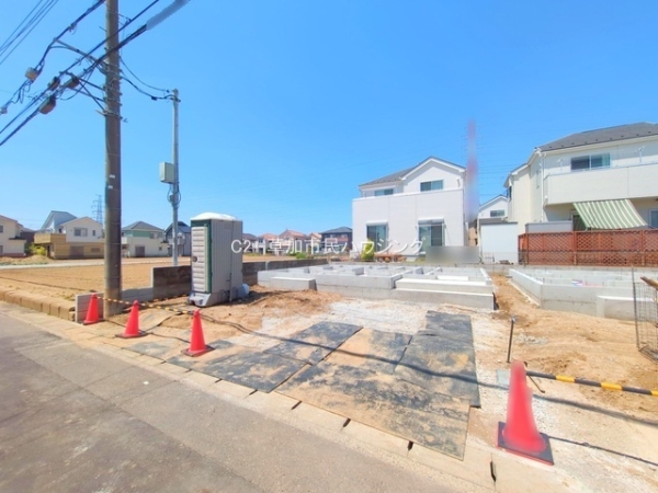 八潮市木曽根　新築一戸建て　1号棟