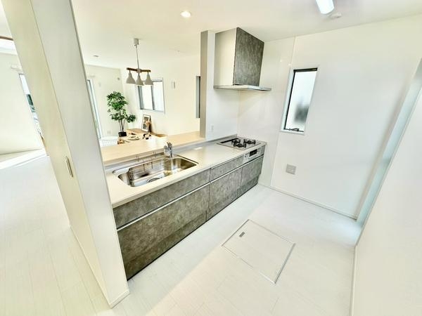 草加市西町の中古一戸建て