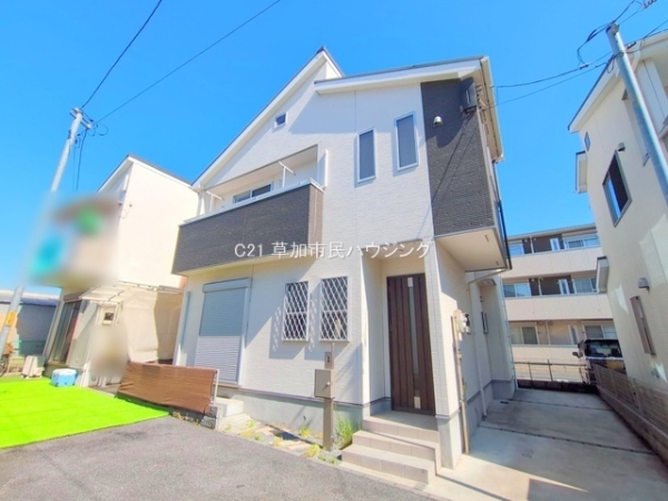 草加市西町　中古一戸建て