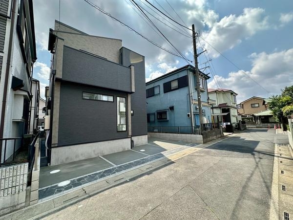 草加市吉町4丁目　新築一戸建て
