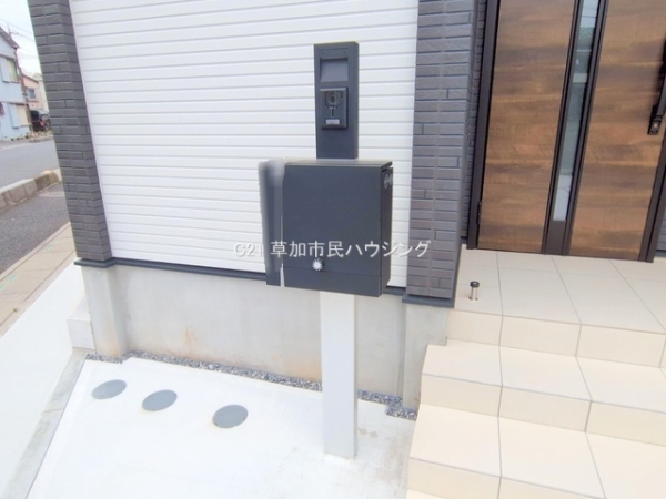 草加市八幡町　新築一戸建て