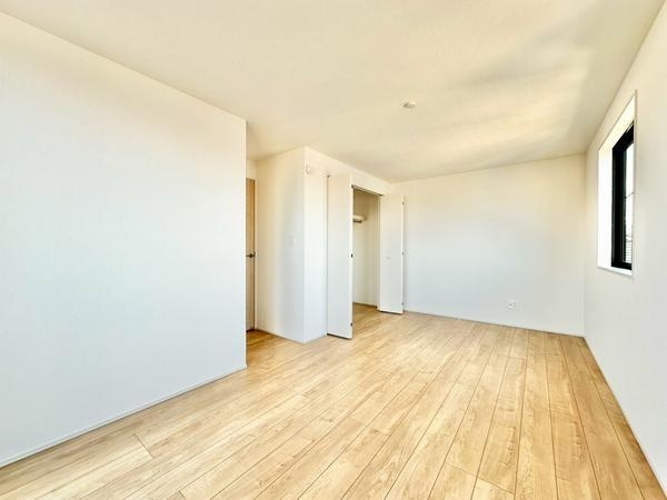 草加市青柳2丁目　新築一戸建て　23期