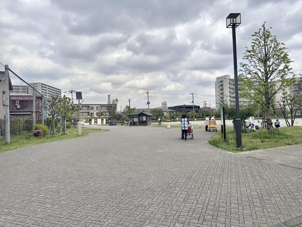 草加市中央２丁目の土地(草加中央防災広場)