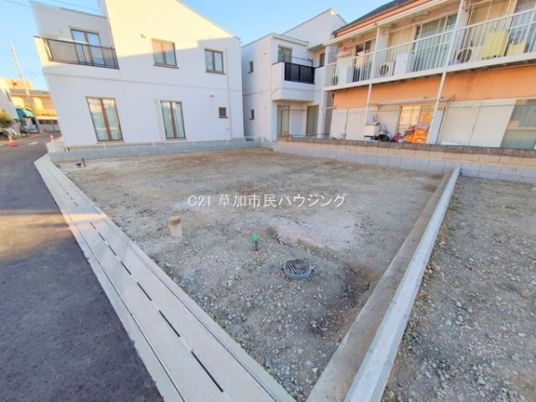 草加市長栄1丁目　新築一戸建て　第1期3号棟