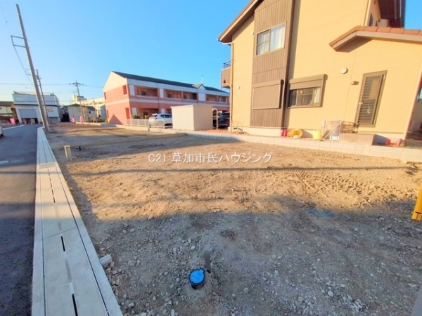 草加市長栄1丁目　新築一戸建て　第1期2号棟