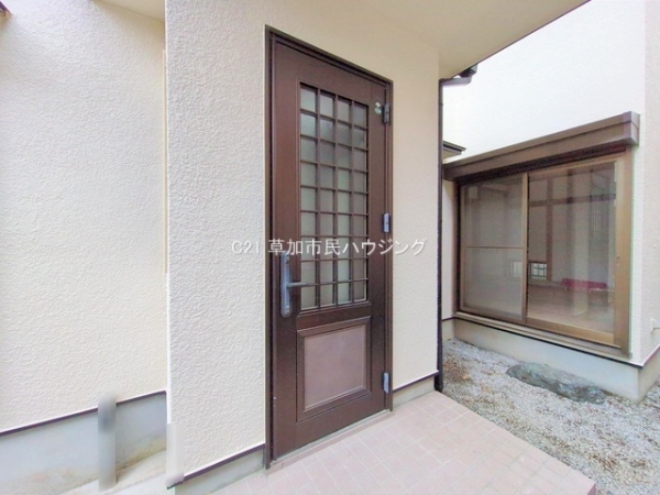 草加市金明町の中古一戸建て