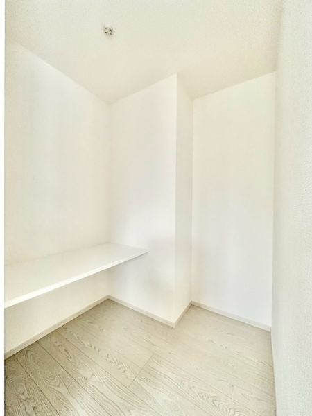 草加市稲荷5丁目　新築一戸建て　14期