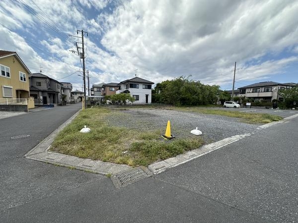草加市新栄2丁目　新築一戸建て