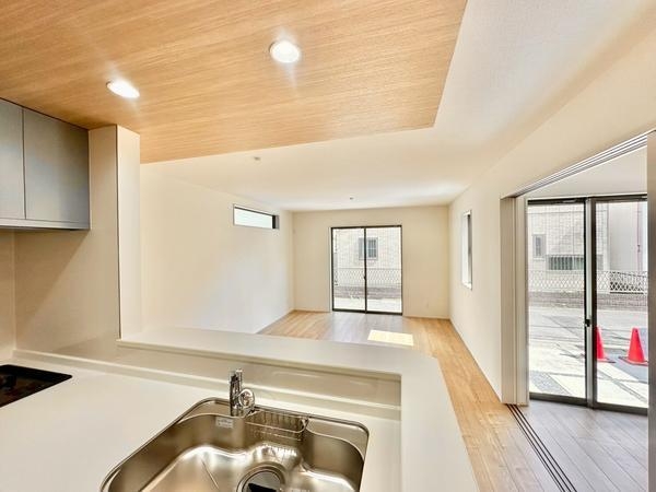 草加市青柳8丁目　新築一戸建て　21期