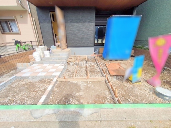 八潮市大曽根　新築一戸建て　8期