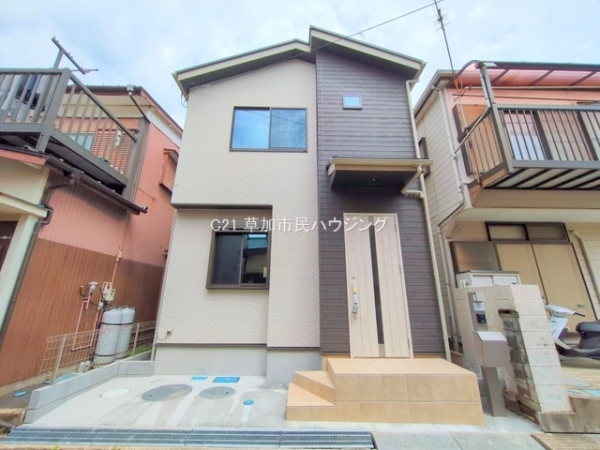 八潮市古新田　新築一戸建て