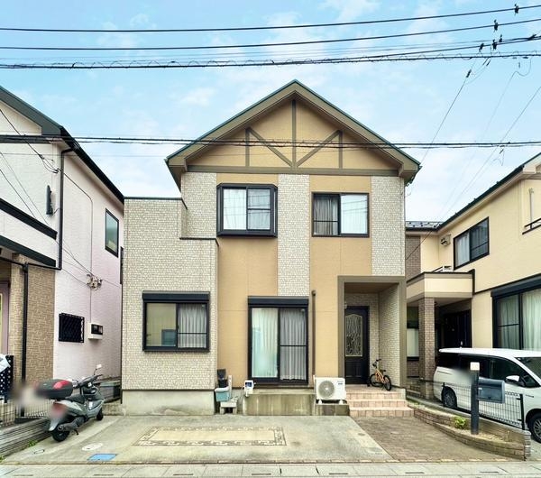 草加市西町　中古一戸建て