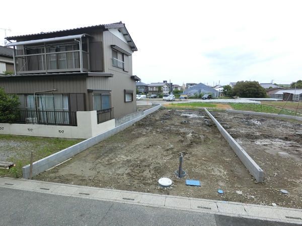 草加市新里町　新築一戸建て　2期2号棟