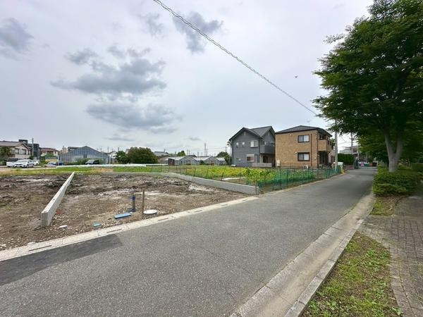 草加市新里町　新築一戸建て　2期3号棟
