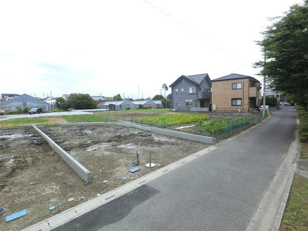 草加市新里町　新築一戸建て　2期3号棟