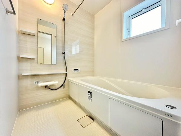 草加市新里町 新築一戸建て 2期1号棟(バス)