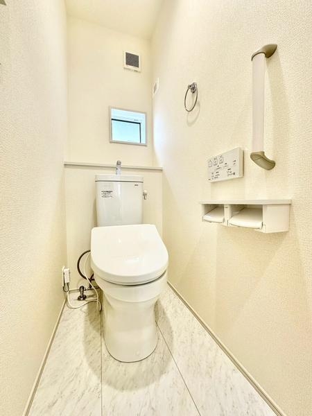 草加市新里町 新築一戸建て 2期1号棟(トイレ)