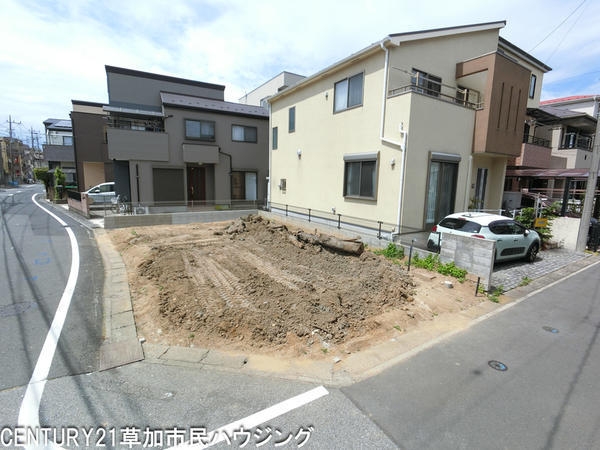 草加市弁天2丁目　新築一戸建て