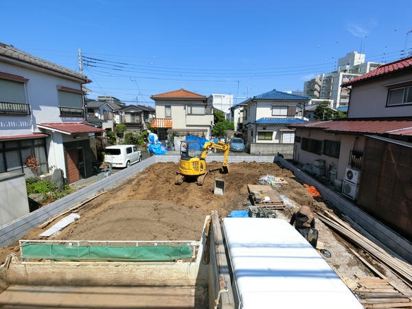 草加市花栗3丁目　新築一戸建て