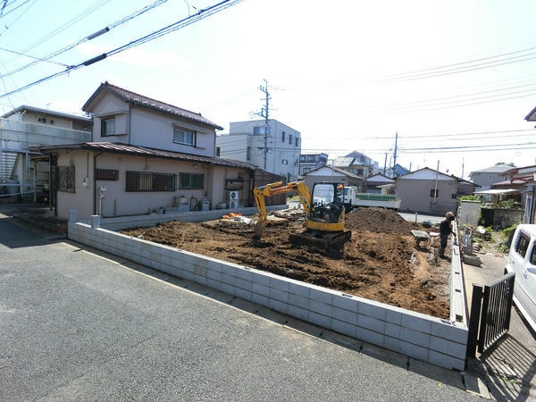 草加市花栗3丁目　新築一戸建て