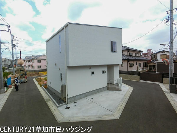 草加市吉町4丁目　新築一戸建て　2号棟
