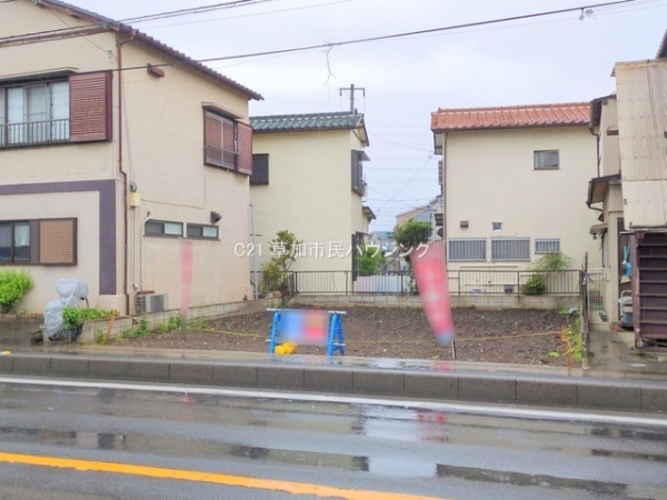 草加市長栄4丁目　売地