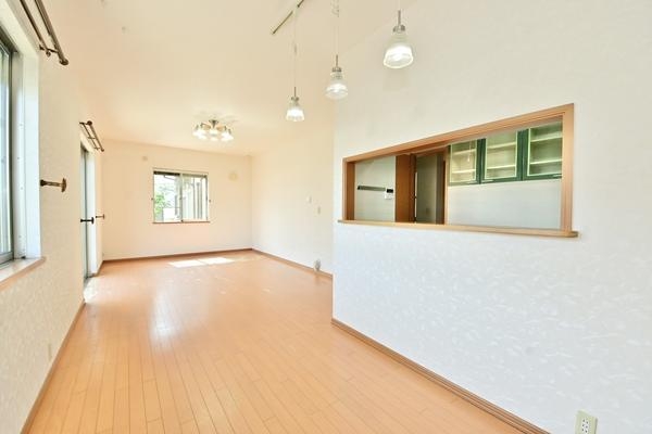 草加市松江２丁目の中古一戸建て
