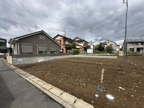 草加市小山1丁目　新築一戸建て　2期1号棟