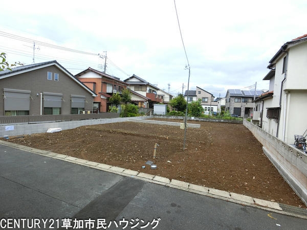 草加市小山1丁目　新築一戸建て　2期1号棟