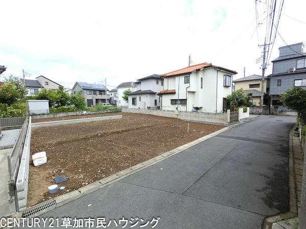 草加市小山1丁目　新築一戸建て　2期1号棟